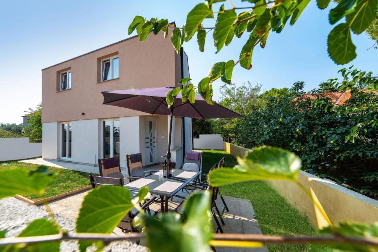 Holiday House With A Parking Space Nin, Zadar - 18143 Zewnętrze zdjęcie